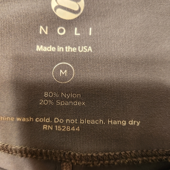 Noli faux leather camouflage wide band leggings sz M - Picture 4 of 15